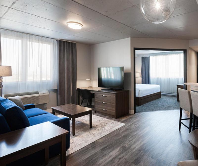 Imperia Hotel Et Suites Бушервил Екстериор снимка