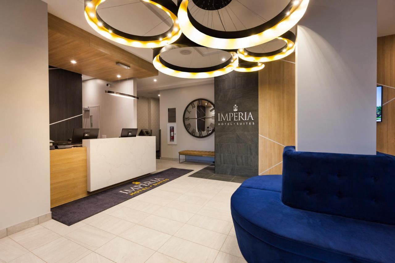 Imperia Hotel Et Suites Бушервил Екстериор снимка