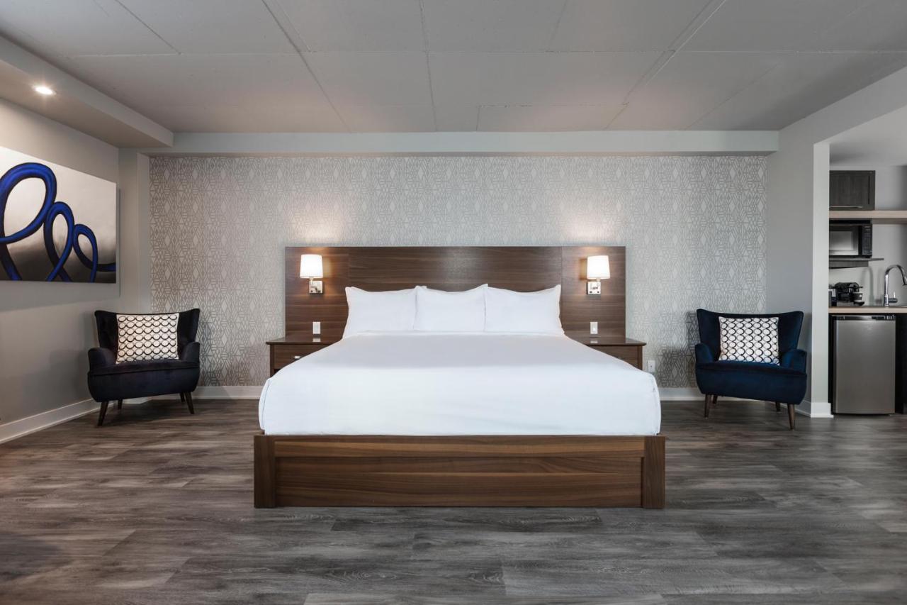 Imperia Hotel Et Suites Бушервил Екстериор снимка